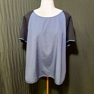 Banana Republic raglan style blouse